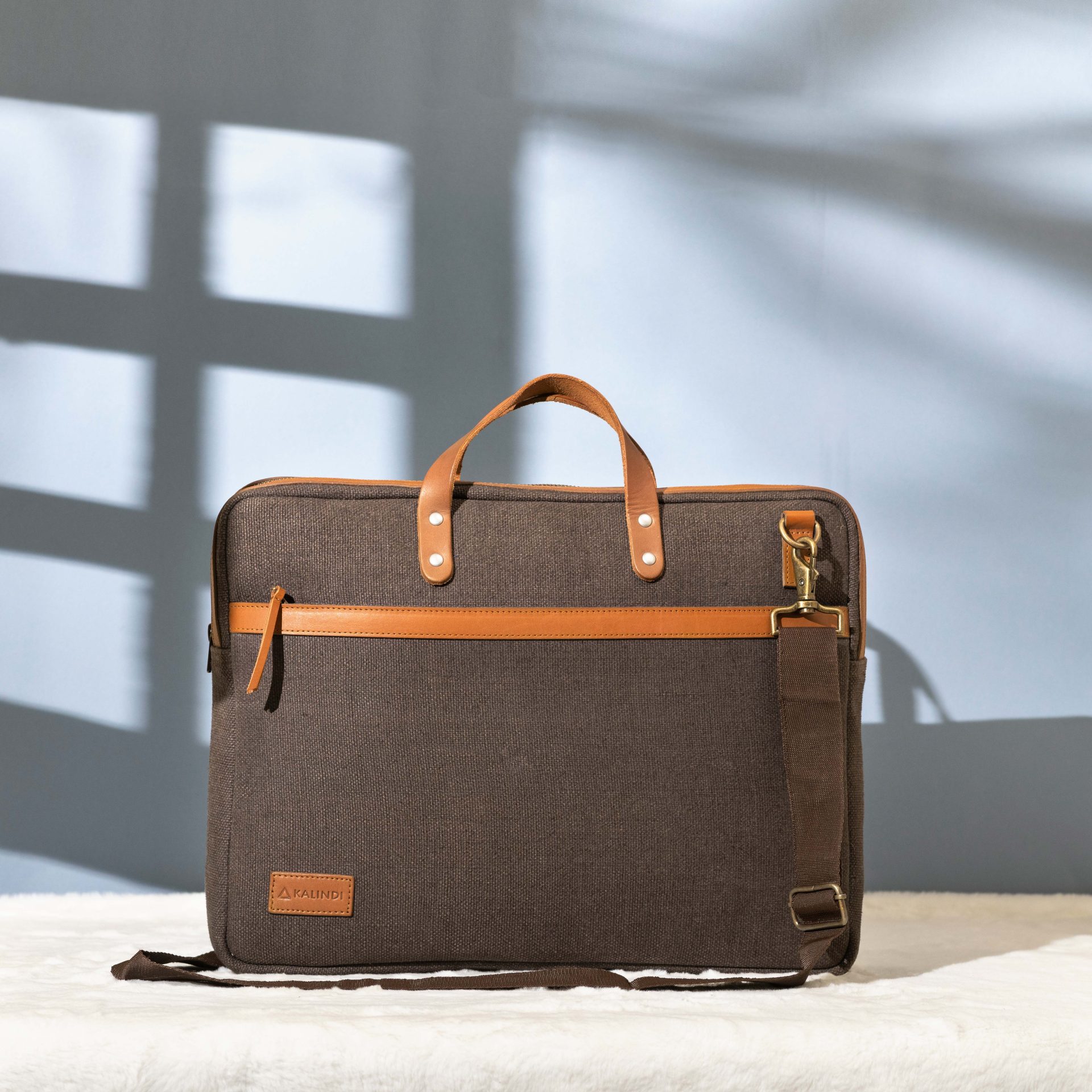 Kopotakkho jute executive bag